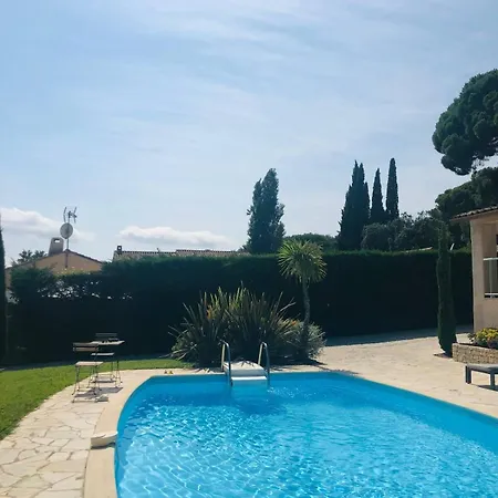 4 Bedroom, Private Heated Pool Villa