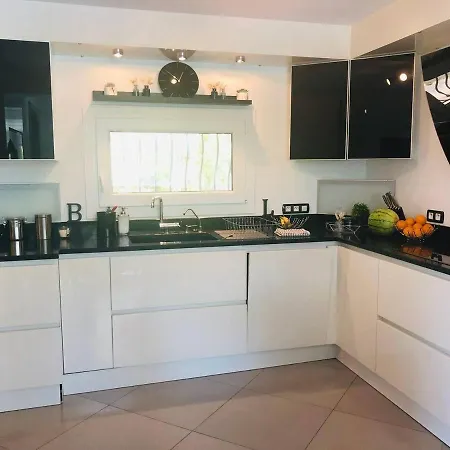 Villa 4 Bedroom, Private Heated Pool